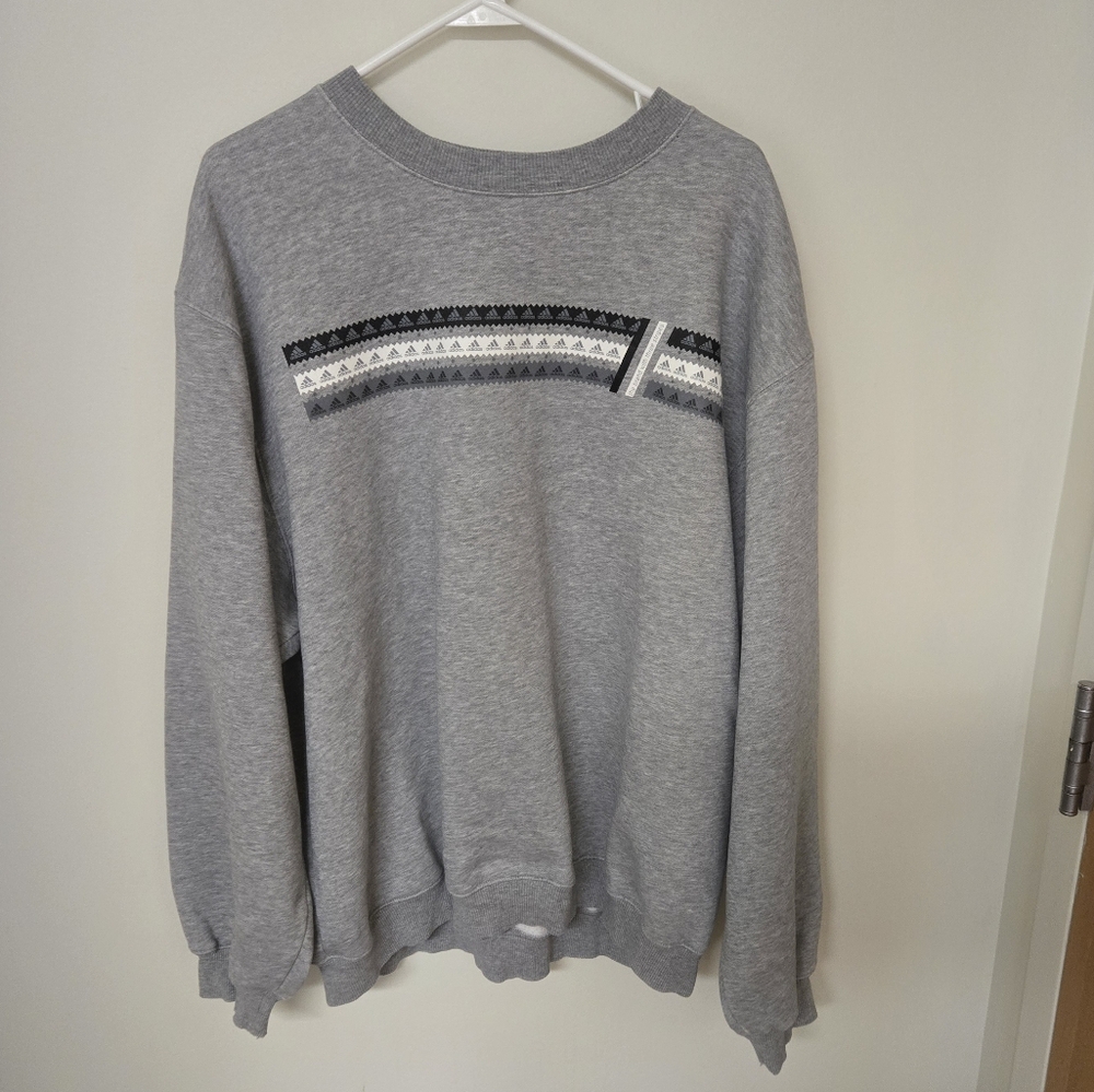 Adidas Grey 2000s vintage Crewneck